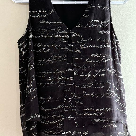 Black Sleeveless Graphic Tank Top - Picture 3 of 5
